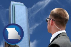 missouri map icon and security agent watching a downtown area